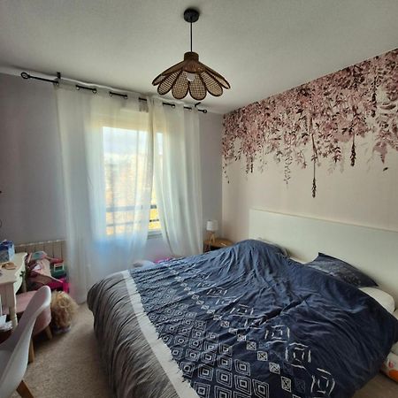 Chambre Privee T3 Saint Fons Luaran gambar